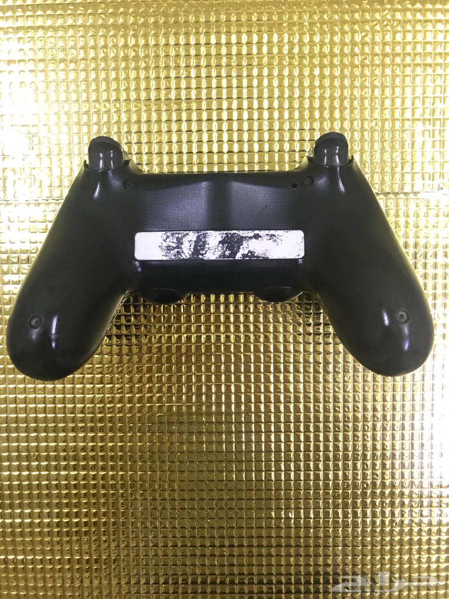 يد للسوني 4 اصلية وكالة للبيع ما دخلت صيانة64400148007041113