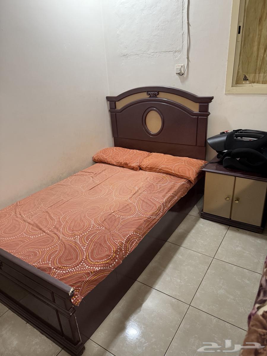 مجلس و غرفة نوم للبيع64398506871425112