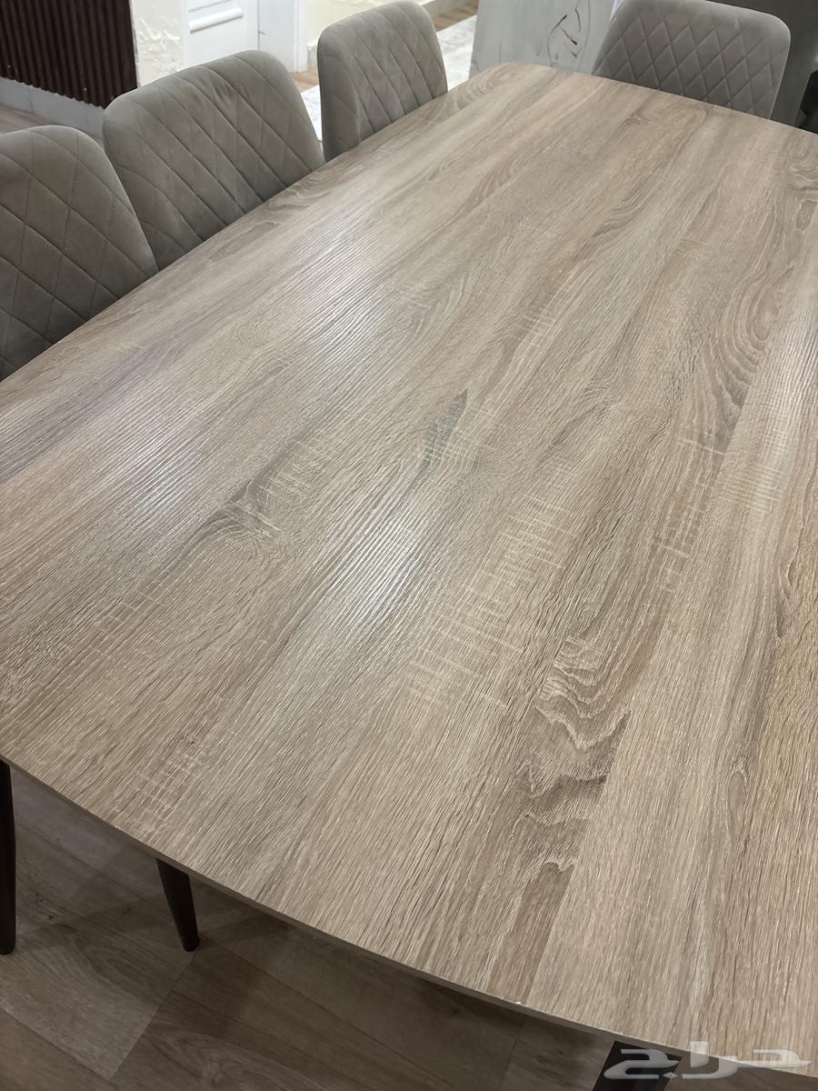 طاوله للبيع64399647956353110