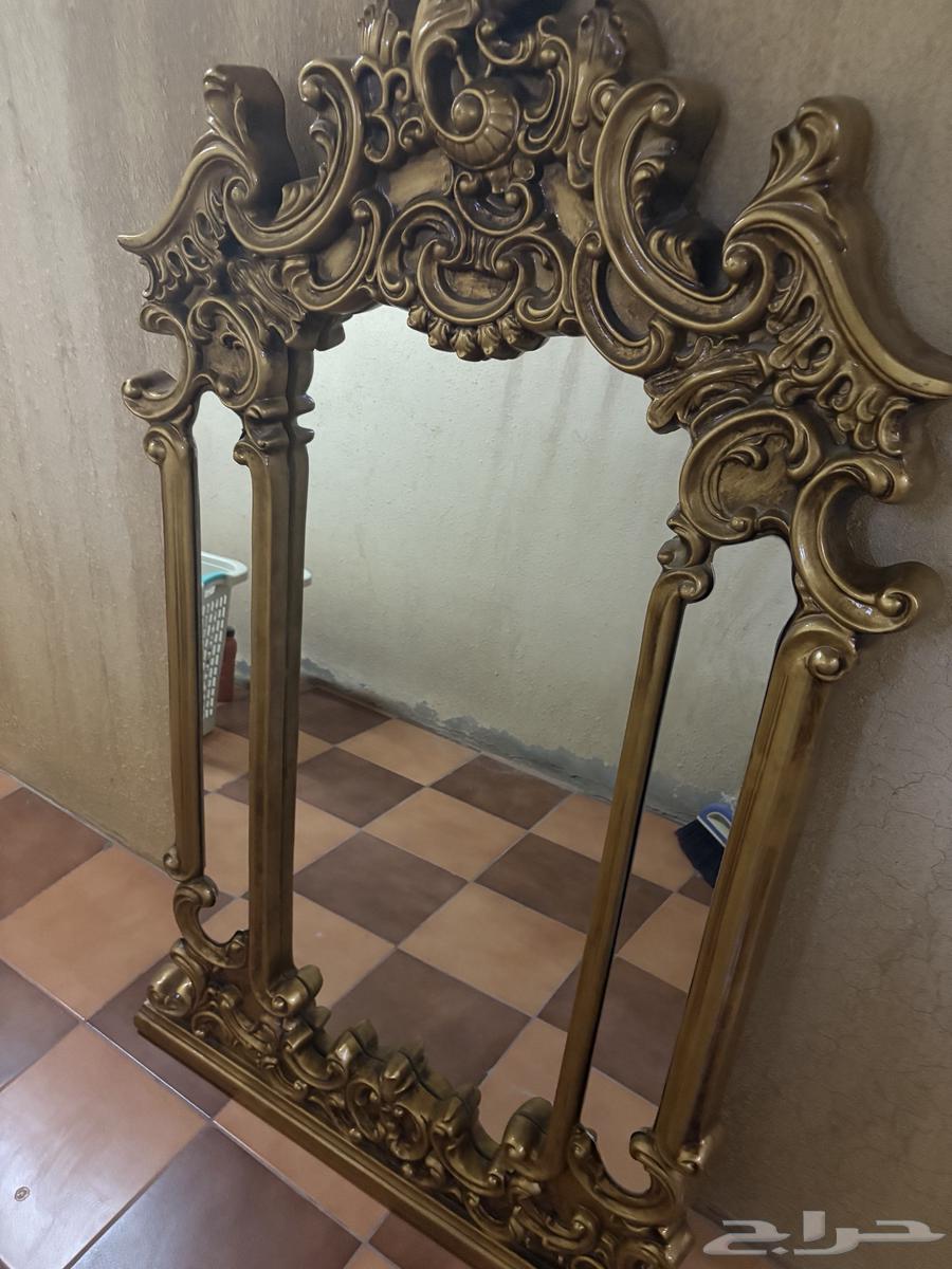 طاوله ومرايه64392896315395111