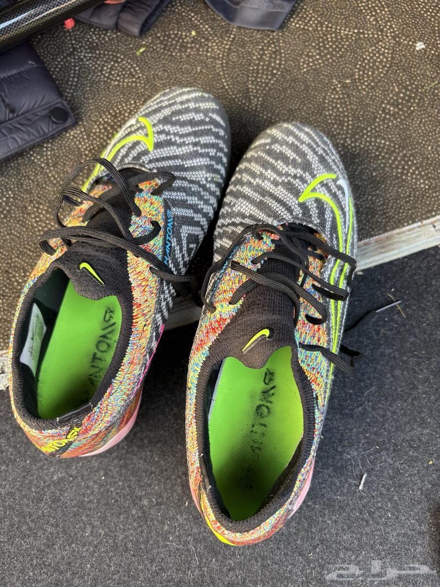 Nike boot size 39 worn three times, and the boot is big for me64395255048066113