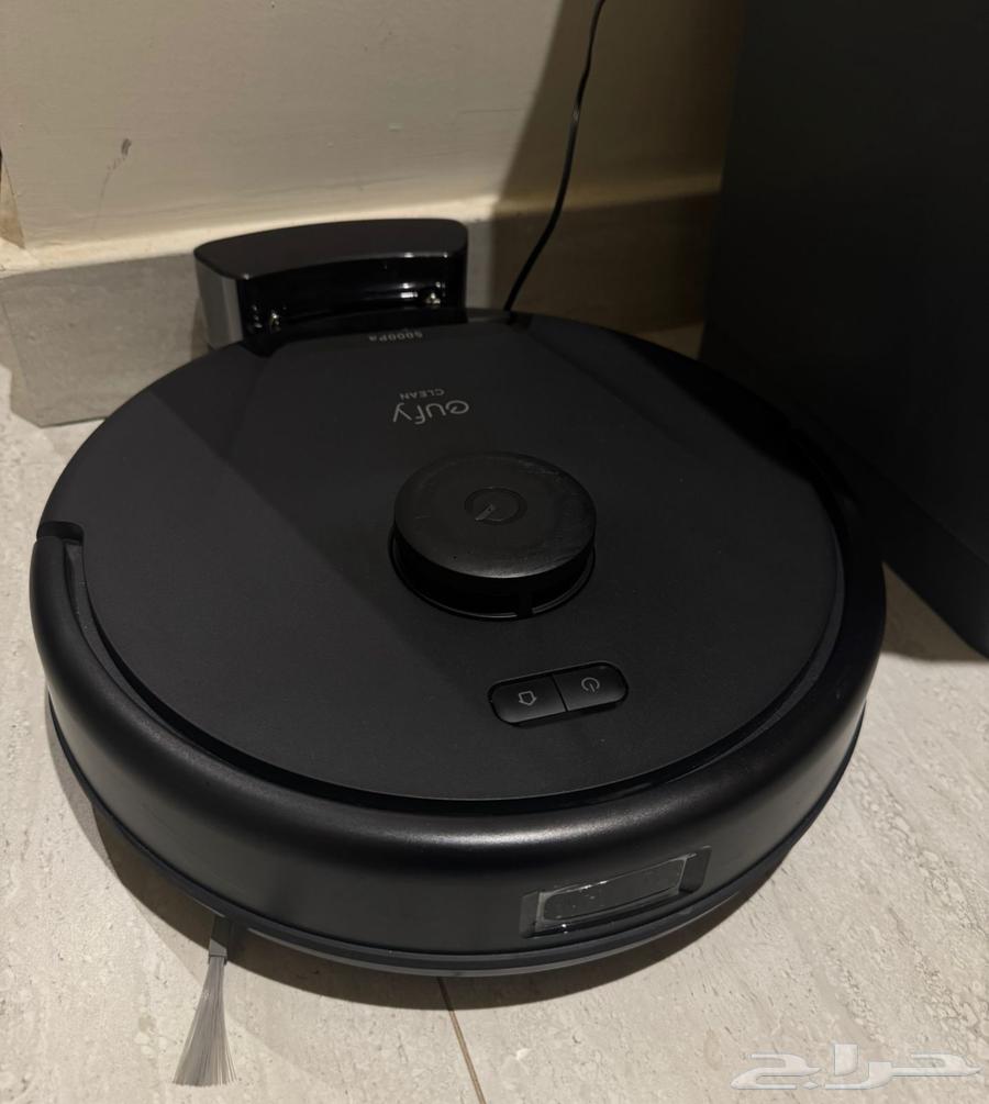 مكنسة اسم الشركه Eufy روبوفاك64400398330627110