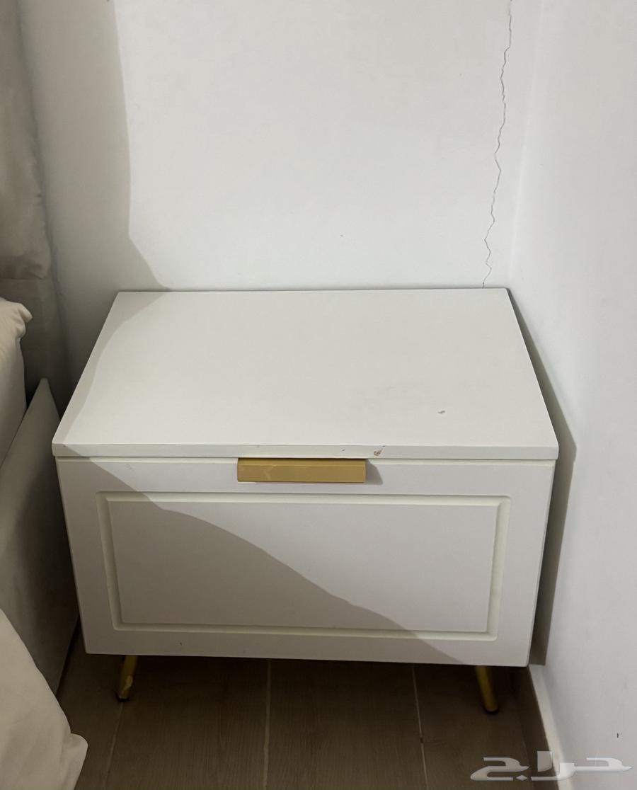 سرير و اسفنج للبيع حسب السوم64399078123905111