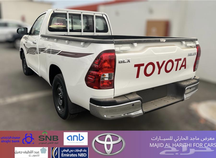 تويوتا هايلوكس غمارة GLX بنزين 2025 ب97.200 شامل الضريبة64550260803073112