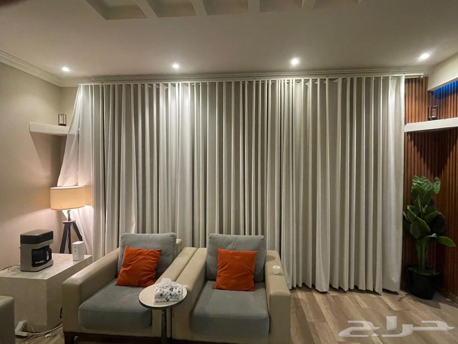 Sofas and tables for sale64392882657282112