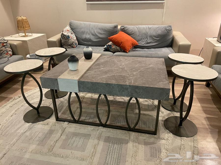 Sofas and tables for sale64392882657282113