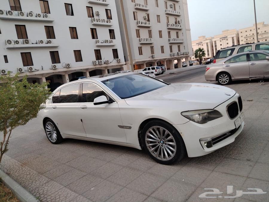BMW 750 200963618071145346111