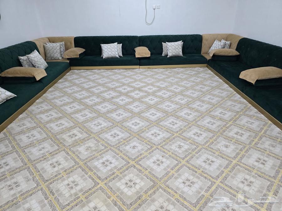 Green and beige used floor seating set, 4 by 6 meters, with curtain and 7 golden tables that have some scratches, two of them need stitching and adjustments64400702505603111