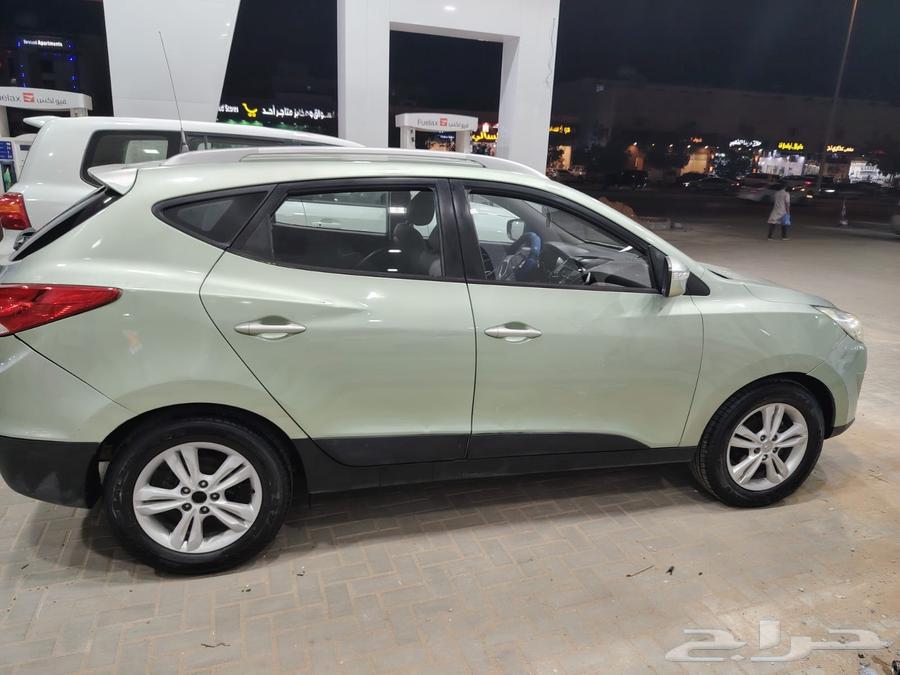 توسان موديل 2011 ممشي 130 الف64552618821633111