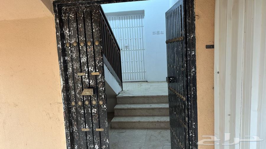 Floor for rent63614090096897111