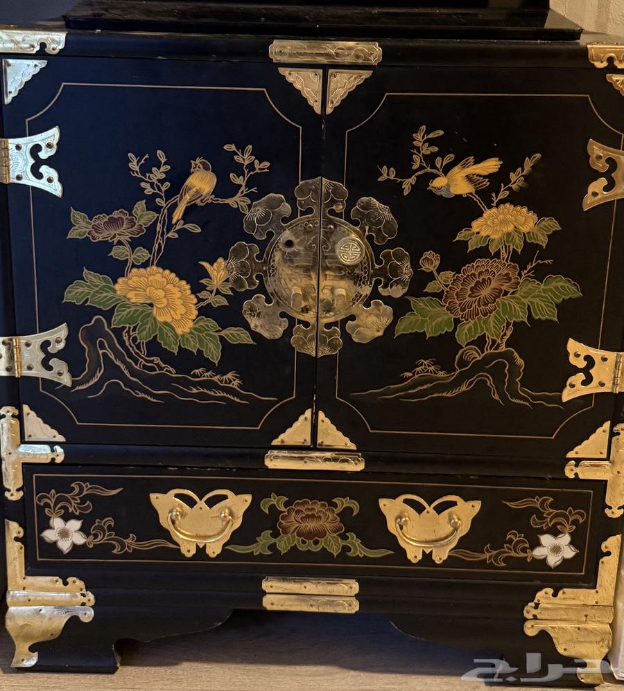 دولاب صغير64392827043331110