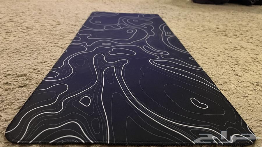Selling a large 80x30 mouse pad64398506819330110
