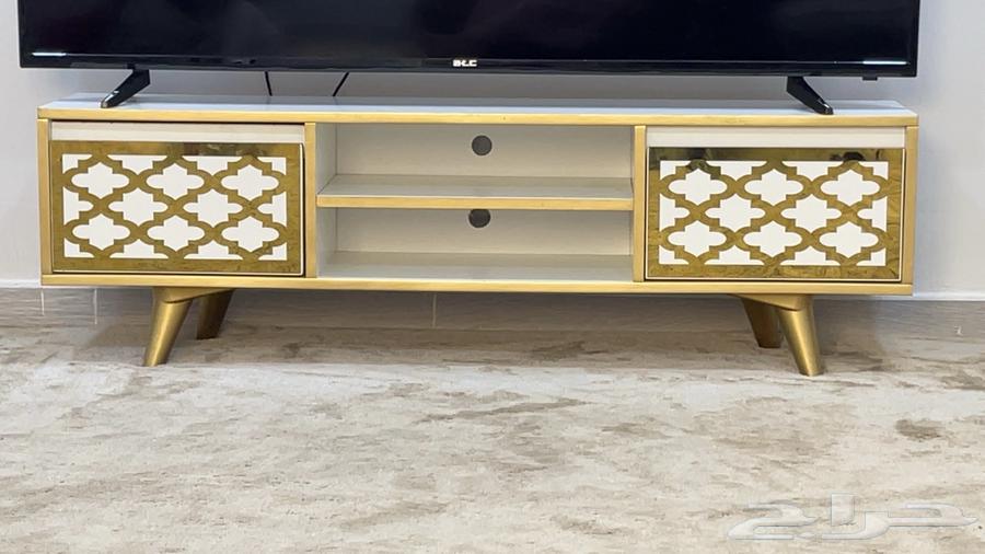 طاولة شاشه للبيع64395755218945111