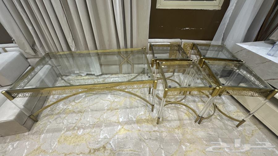 طاولات للبيع.64397284097282110