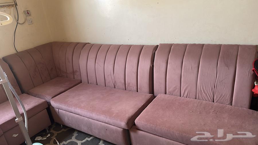 مجلس بحالة ممتازة للبيع64400079148162110