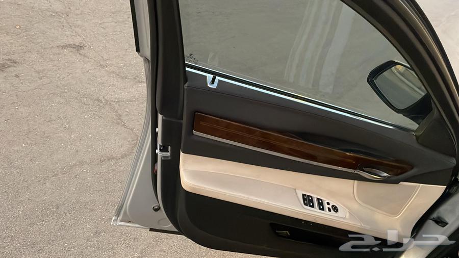 BMW 730 201363618250968194112