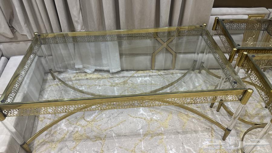 طاولات للبيع.64397284097282111