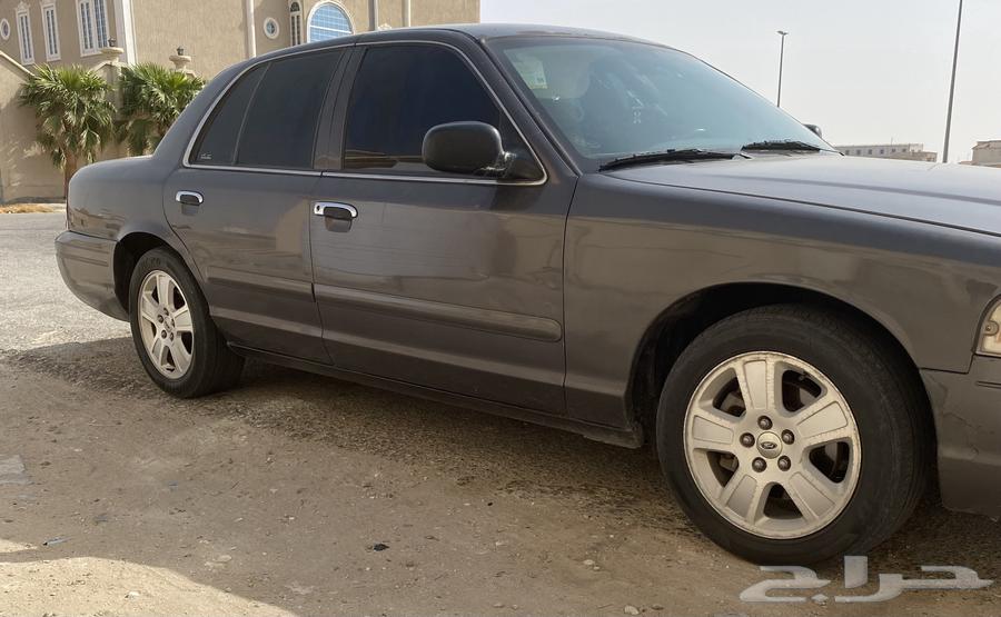 فورد كروان فكتوريا 200864545360403202113