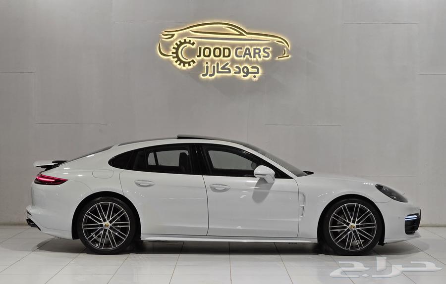 Porsche Panamera 2018 Model in Agency Condition63618064286339111