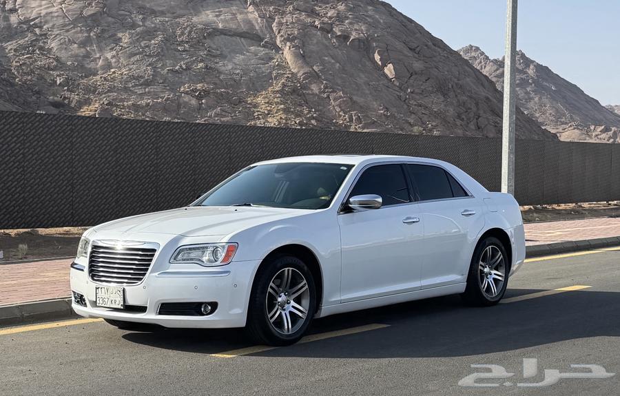 2014 Chrysler, First Owner, Fully Loaded64539585290114110