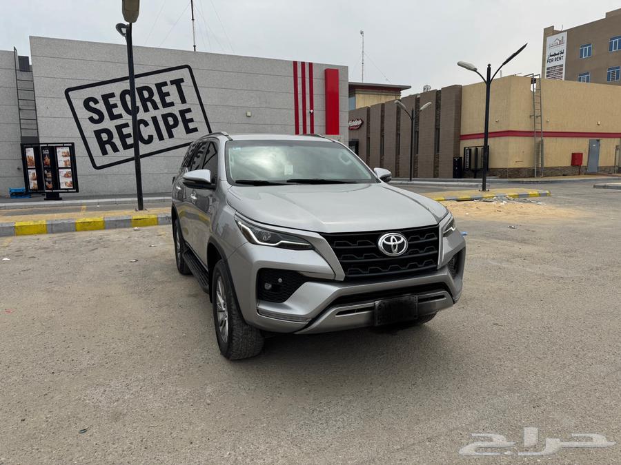 فورتشنر مديل 2022 فل كامل ديزل ممشى 9164543973555585113