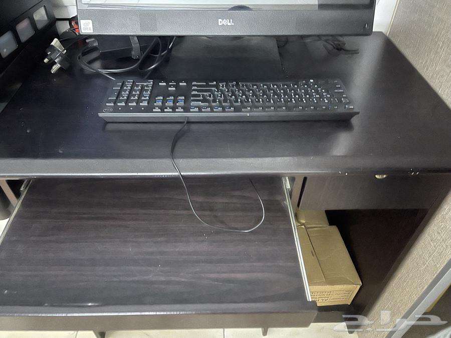 Computer with desk for sale64397284114306113