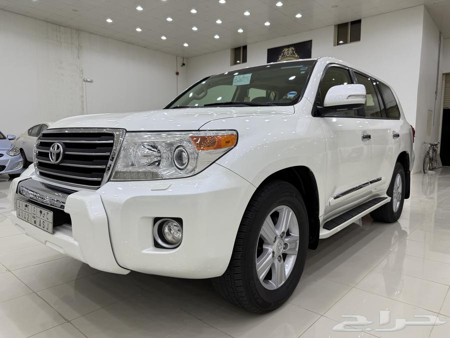 لاندكروزر 2014 GXR فل كامل 8 سلندر ( مالك اول ) سعودي64545374579842110
