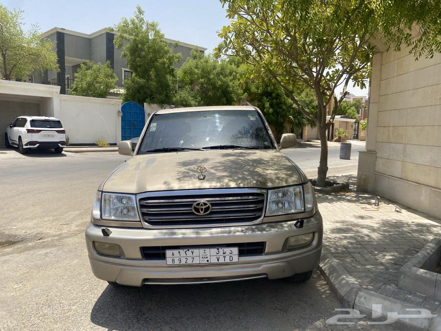 Toyota GX-R car with sunroof, renewed and protected63618147261953111