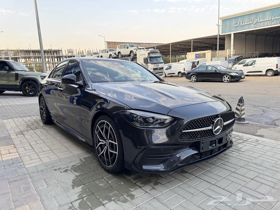 مرسيدس C300 2024 Full options عداد 3 الاف64547346291586111