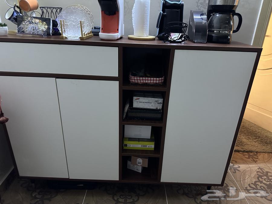 تلفزيون ودولاب قهوة64398575882755111