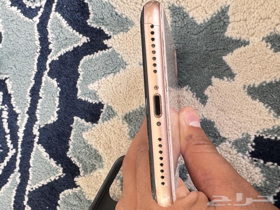 آيفون 8 بلس64397395484931113