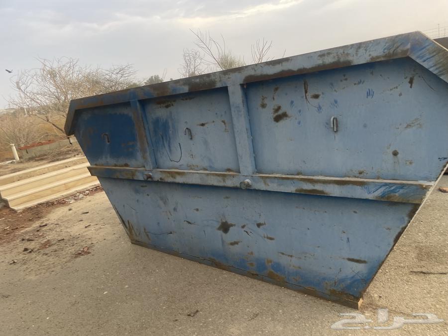 اربع حاويات للبيع64399258282882111