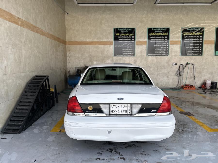 فورد كراون فكتوريا64543860342403112