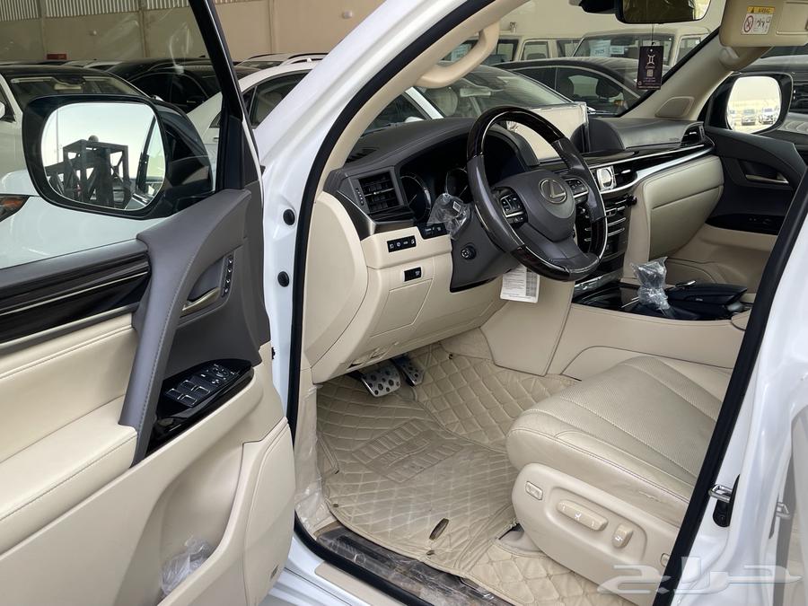 للبيع لكزس 2018 فل كامل DD ابيض بيج سعودي63618064399361111