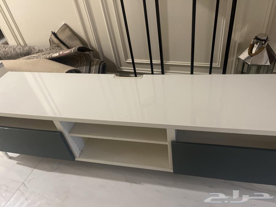 طوالة تلفزيون من أكيا64398534536705110