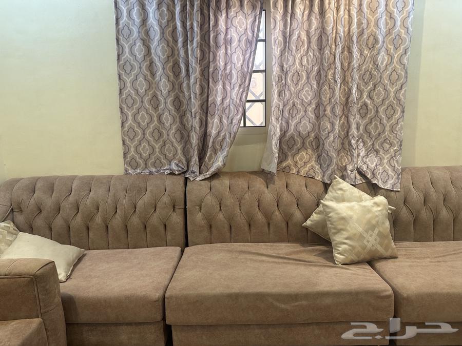 كنب نظيف جدا ع السوم64396616844802110