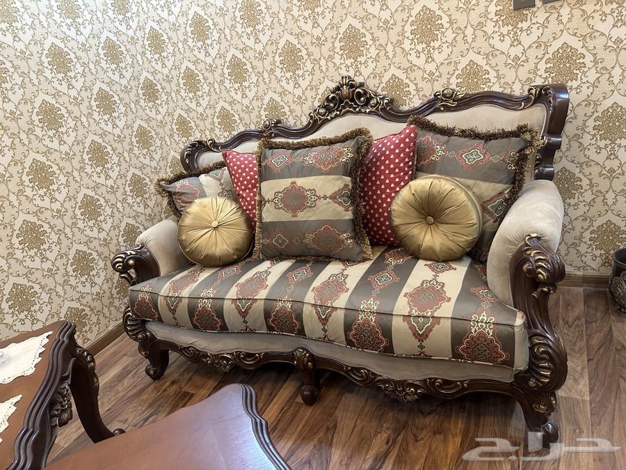 للبيع كنب من المطلق64394094983297113