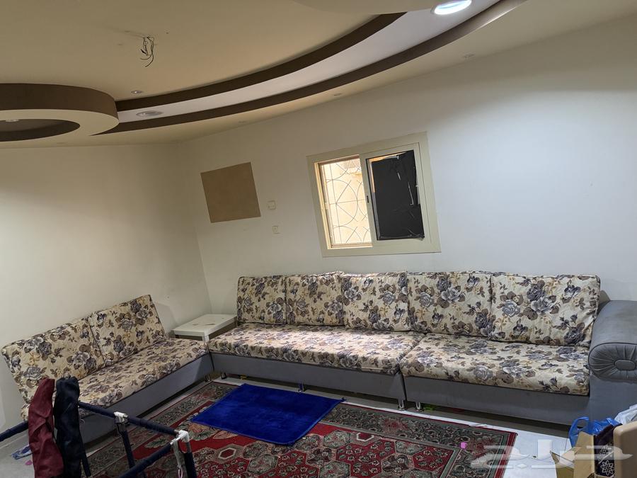 كنب ركنه للبيع خشب متين جدا63744407773697111