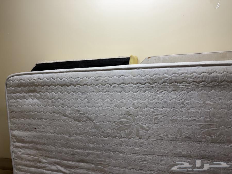 مرتبة وانبوبة غاز للبيع64400439425921110