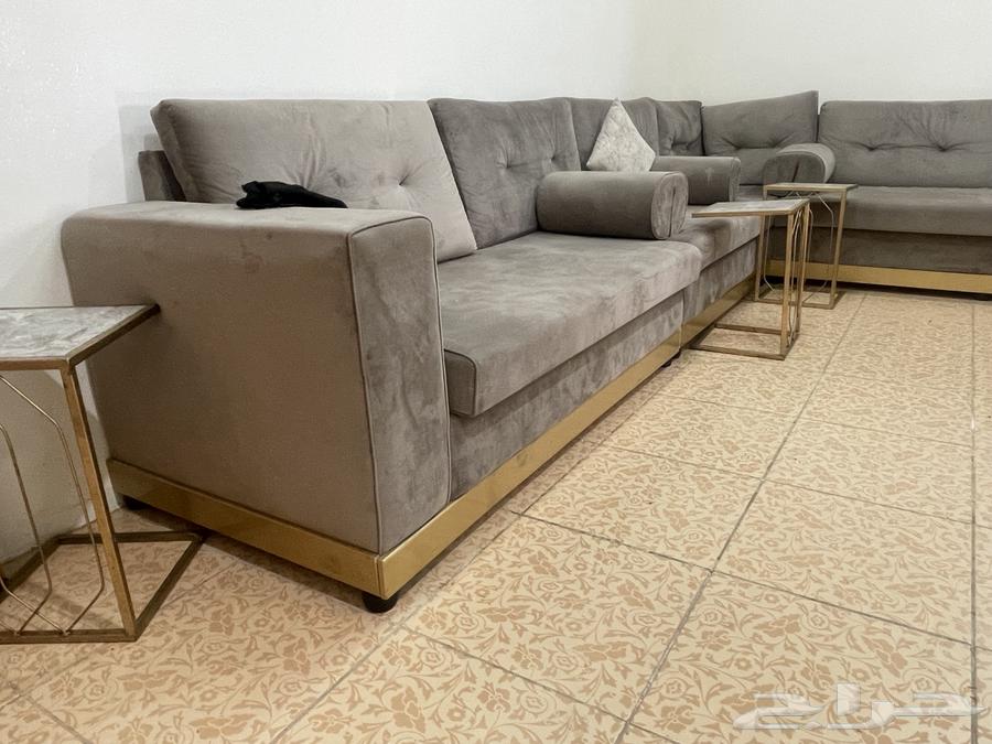 Sofa with table and 2 cushions with fabric for 1400 SAR64399591355777112
