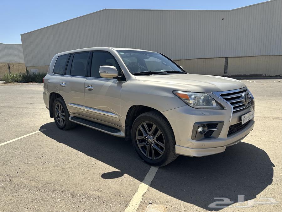 جيب لكزس موديل 201464543902369154110