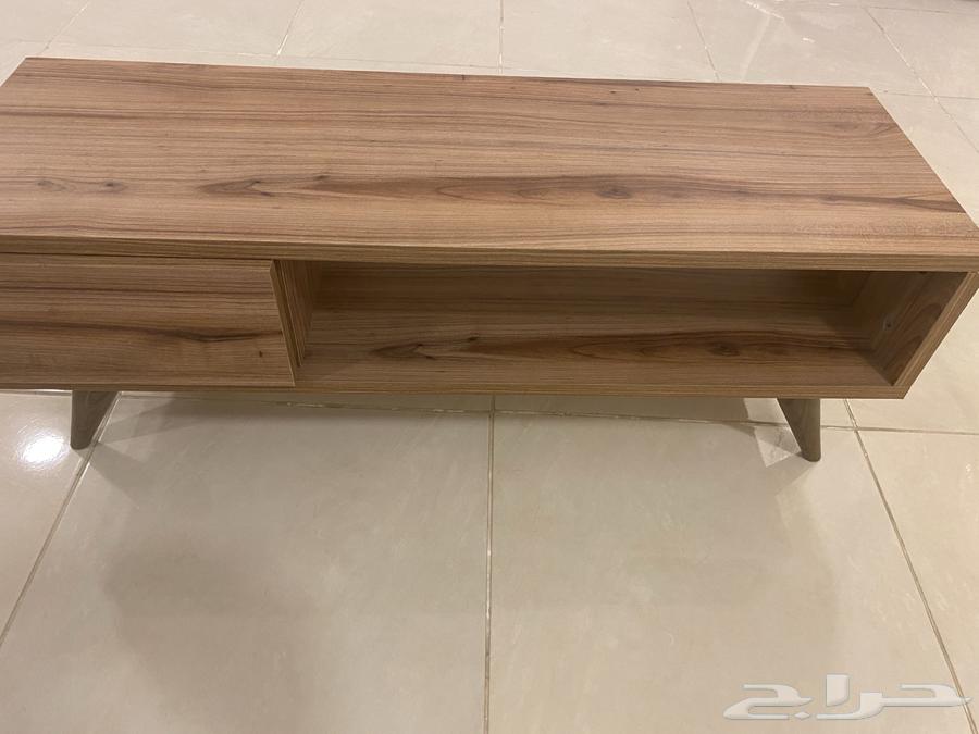 طاولة تلفزيون64399856685185110