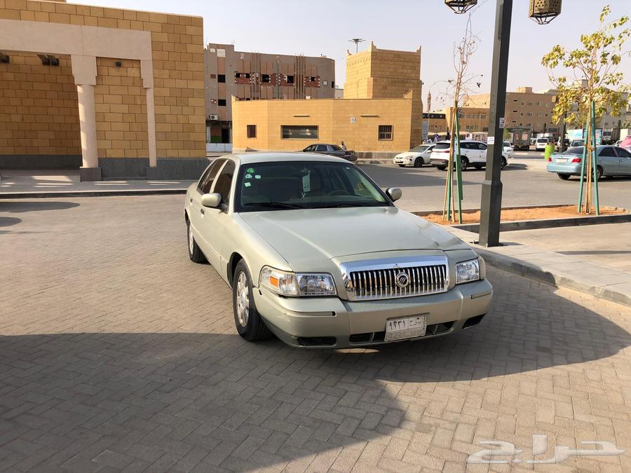 للبيع فورد ماركيز 2004 نظيف64544663698561112