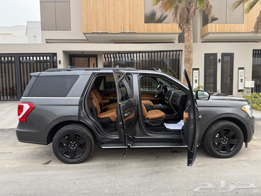 فورد اكسبديشن 2020 فل كامل قصير بطاقة جمركية امريكي64543789665409110