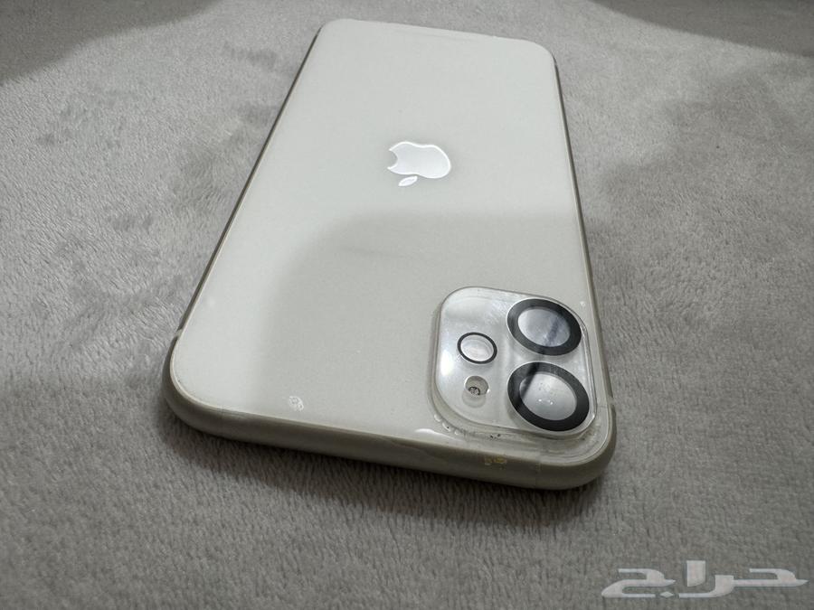 جوال ايفون 11 ذاكرة 128 نظيف جدا64399995604867111