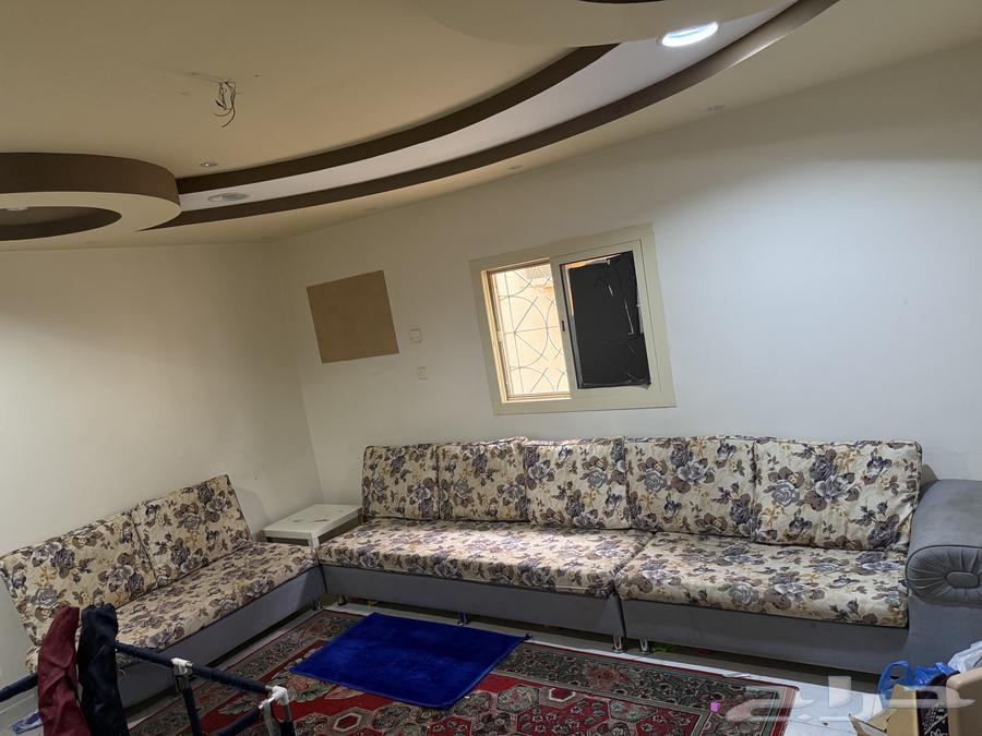 كنب ركنه للبيع خشب متين جدا63744407773697110