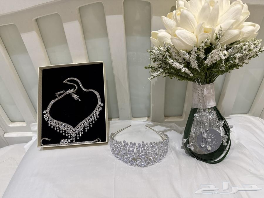 مسكة 50 ريال طقم 50 ريال تاج 40 ريال64399313947266110