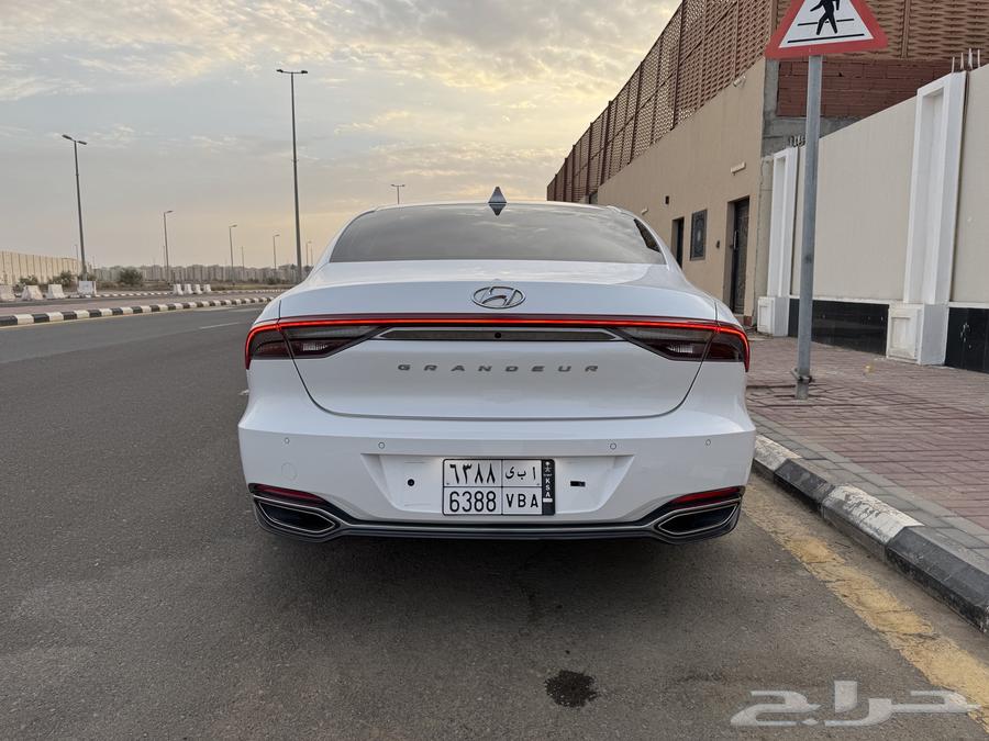 Hyundai Azera imported from Korea gasoline 2021 model63618078513025114