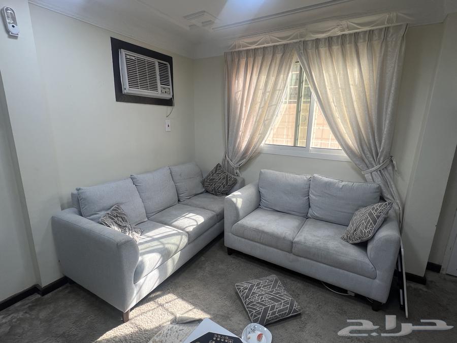 Used dining table, four chairs, and sofa64394193218691110