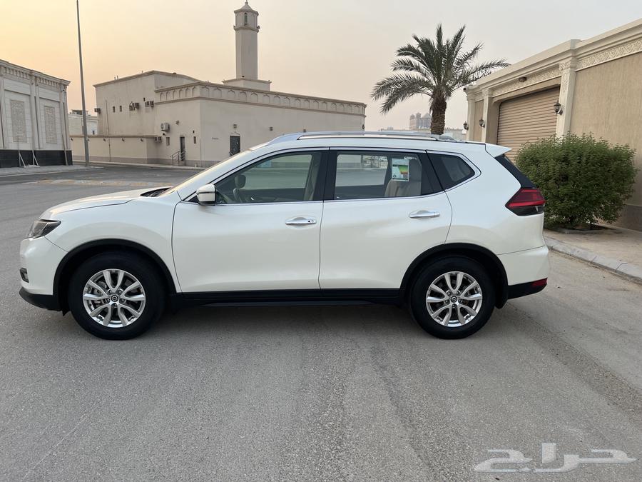 نيسان اكس تريل 7 مقاعد دبل64552291708418112